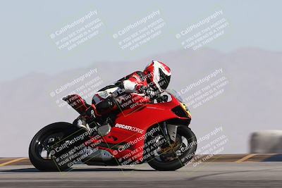 media/Dec-01-2025-Moto Forza (Mon) [[2daa91e15f]]/2-Intermediate Group/Session 2 Turn 9 Entry/
